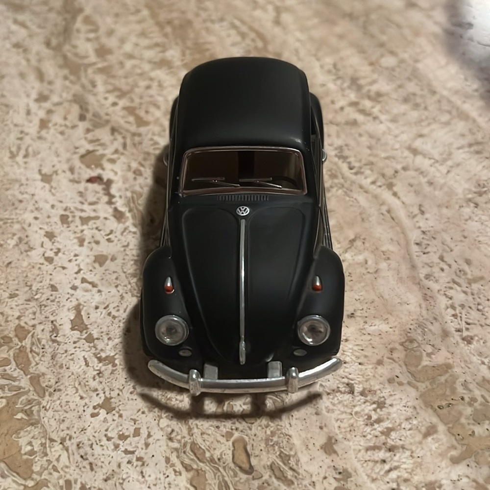 KiNSMART - 1967 Volkswagen Classic Beetle 5 Inch 1:32 Scale Model Toy Black
